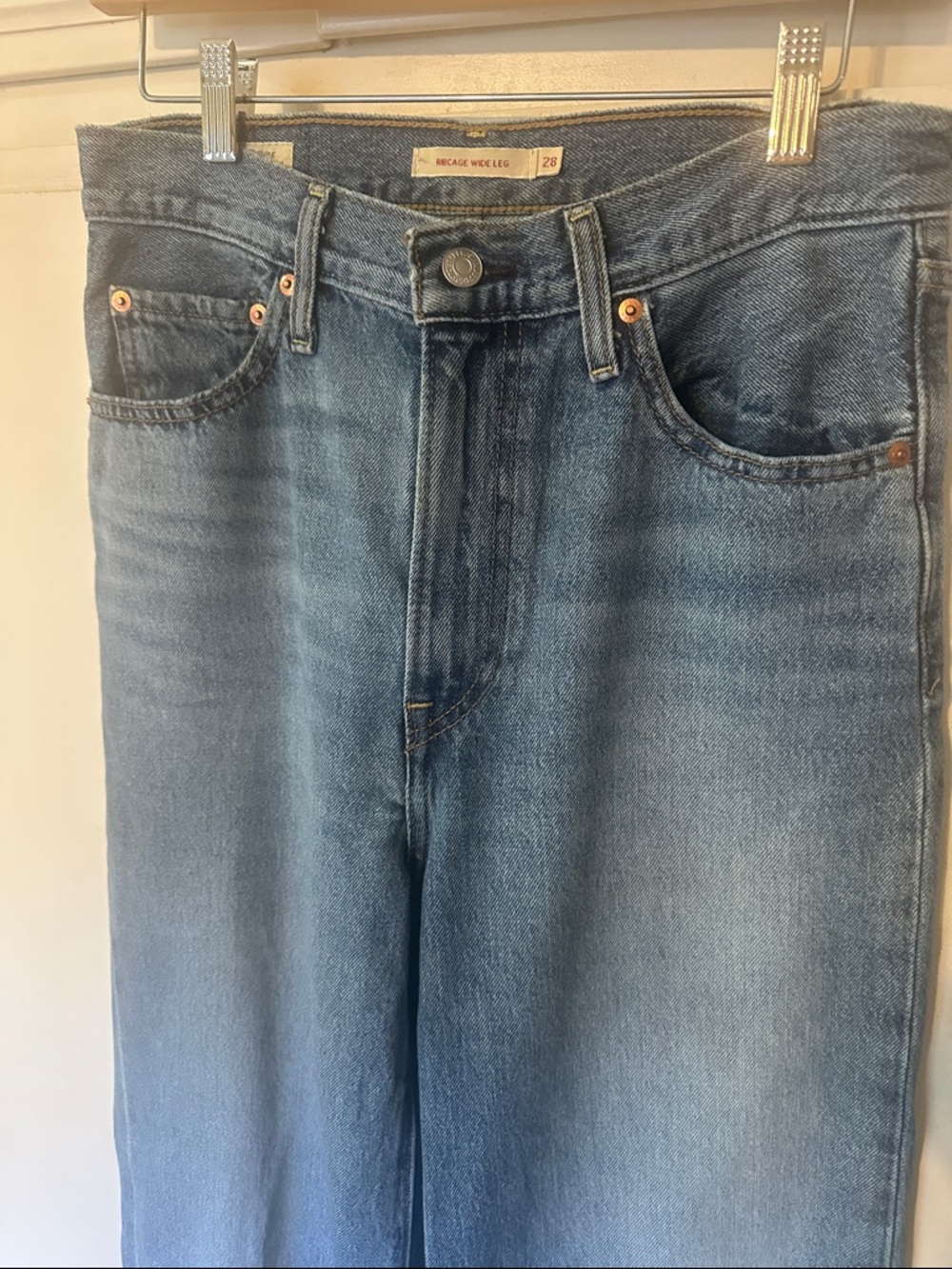 LEVI’S Premium Ribcage Wide Leg Jeans - Picture 10 of 16